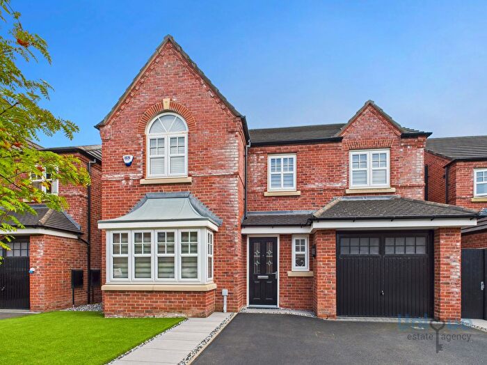 4 Bedroom Detached House For Sale In Faulkner Crescent, Lytham St. Annes, Lancashire, FY8