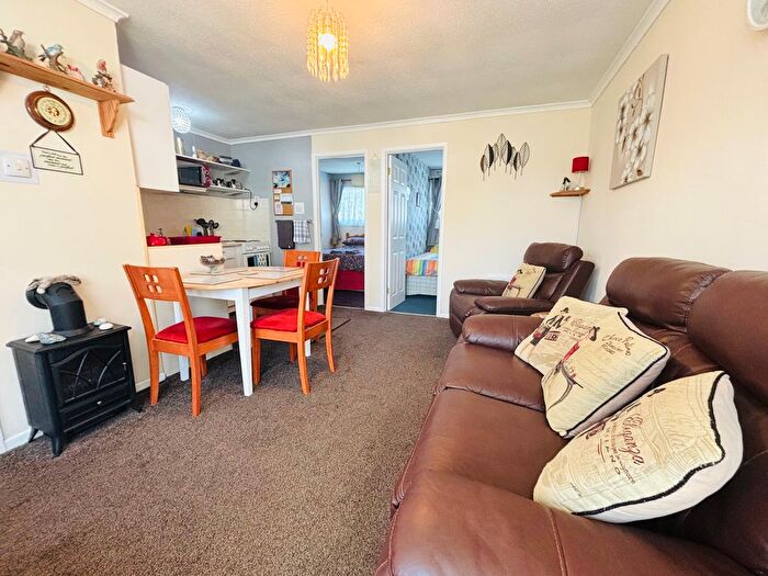 2 Bedroom Chalet For Sale In Beach Road, Hemsby, NR29