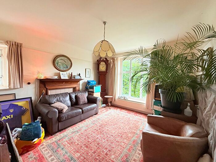 4 Bedroom Detached House For Sale In Thorne Park Road, Torquay, TQ2