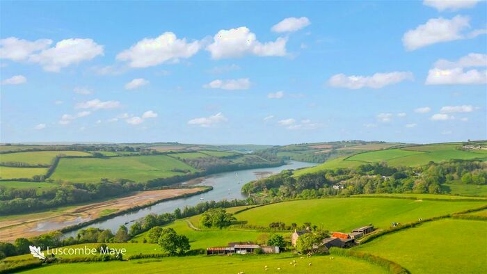 4 Bedroom Farmhouse For Sale In Aveton Gifford, Kingsbridge, TQ7