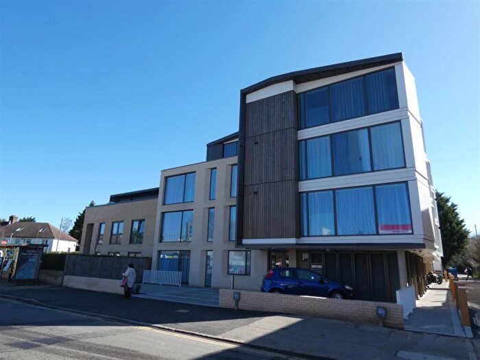 2 Bedroom Flat To Rent In Lawrence House, Histon Road, Cambridge, CB4