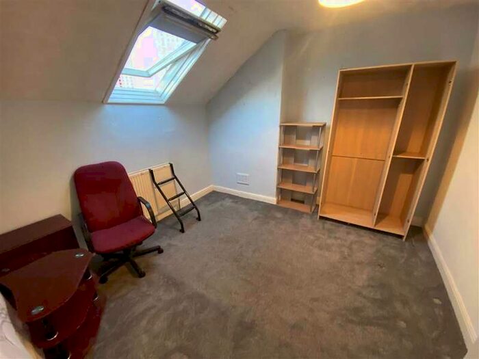 3 Bedroom Terraced House For Sale In Highfield Road, Salford, M6