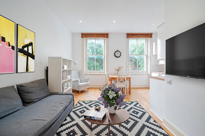 1 Bedroom Flat For Sale In Merrington Road, London, SW6