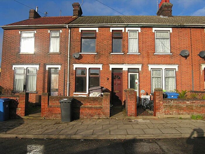 3 Bedroom Terraced House To Rent In Hill House Road, Ipswich, IP3