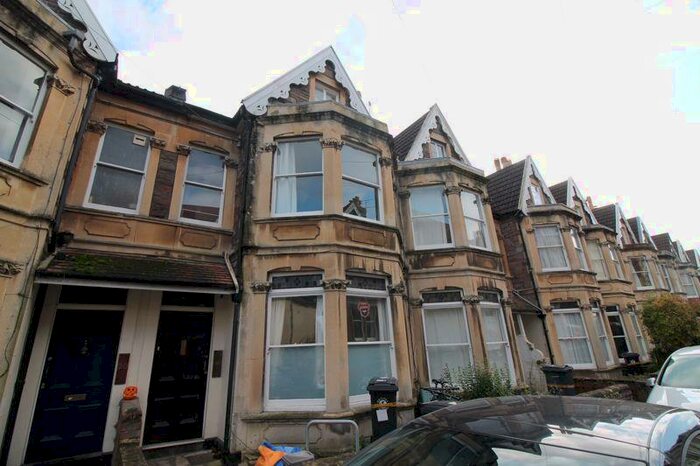 6 Bedroom Terraced House To Rent In Manor Park, Redland, BS6