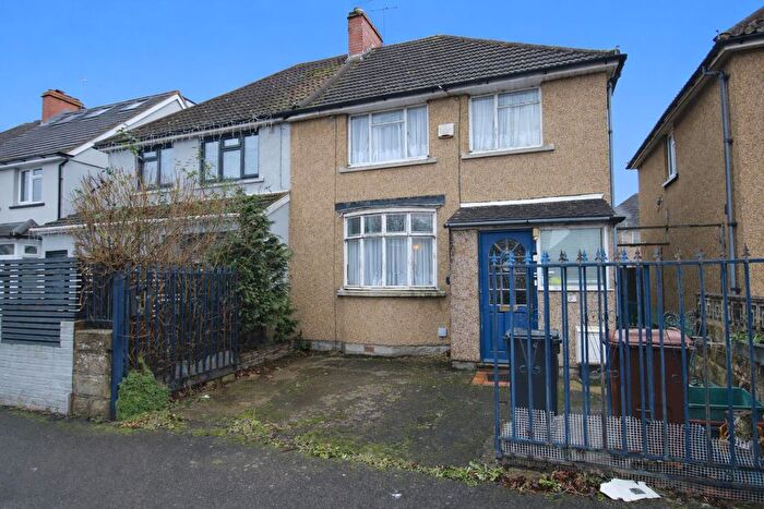 3 Bedroom Semi Detached House For Sale In Westbourne Road, Feltham, TW13