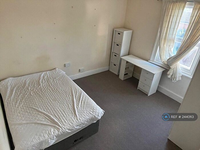 3 Bedroom Semi-Detached House To Rent In Boyn Valley Road, Maidenhead, SL6