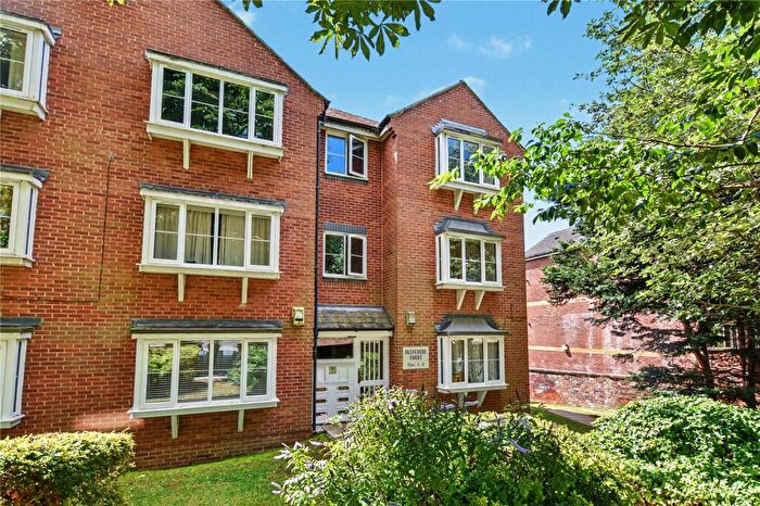 2 Bedroom Apartment For Sale In Belvedere Court, Harehills Lane, Leeds, West Yorkshire, LS7