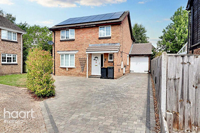 4 Bedroom Detached House For Sale In Witham Close, Bedford, MK41