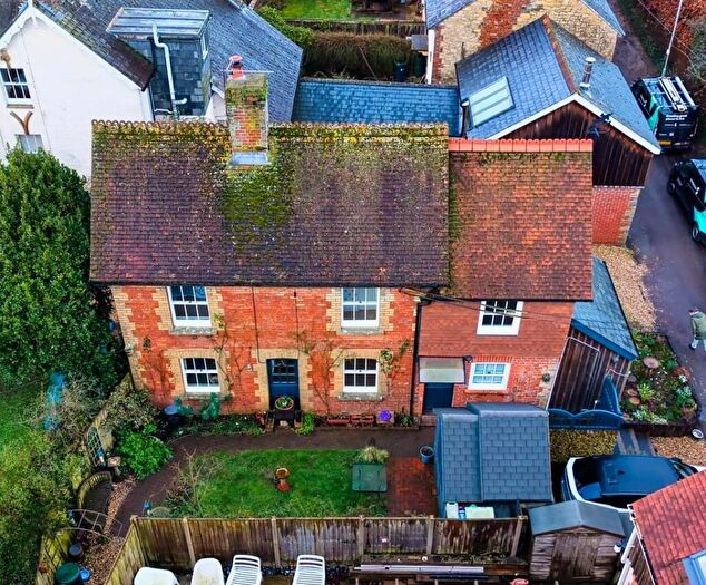 3 Bedroom Cottage For Sale In The Row, Sturminster Newton, DT10