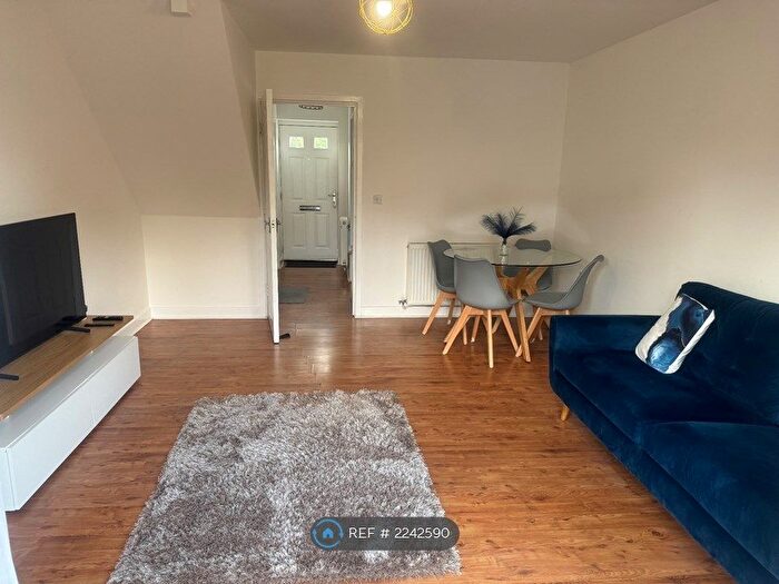 3 Bedroom Terraced House To Rent In Redshank Way, Hampton Vale, Peterborough, PE7