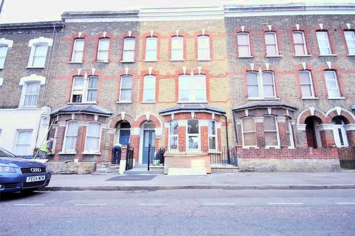 Studio To Rent In Chatsworth Road, Hackney, London, E5