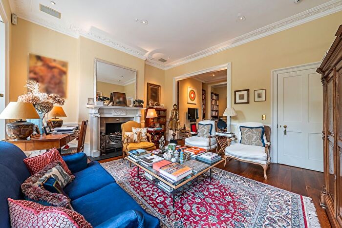 4 Bedroom Flat To Rent In St. Leonards Terrace, London, SW3