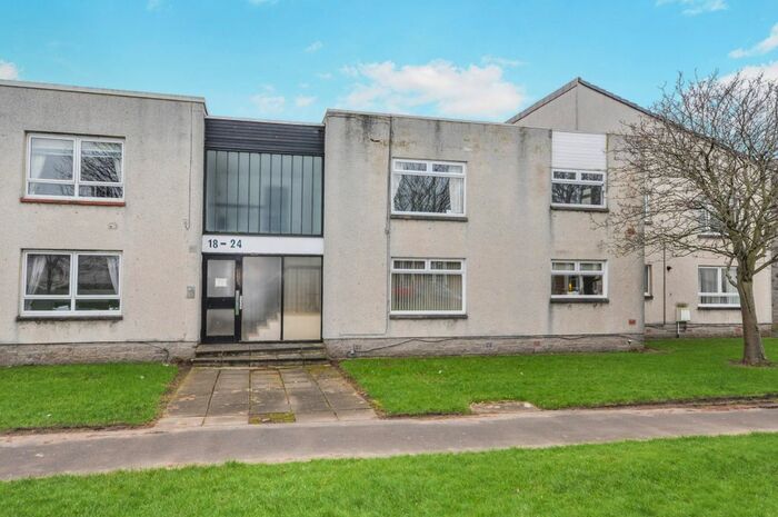 3 Bedroom Flat For Sale In Old Street, Girvan, KA26