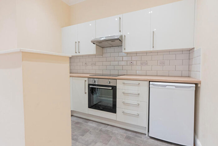 1 Bedroom Flat For Sale In Hamilton Road, Bellshill, ML4