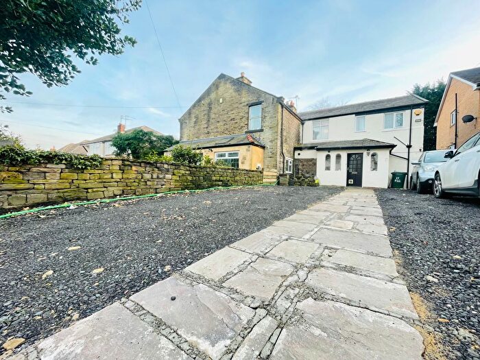 2 Bedroom Cottage To Rent In Parkside Grove, Heaton, Bradford, BD9