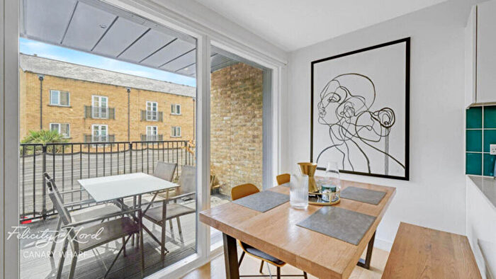 2 Bedroom Apartment For Sale In Bute House, Westferry Road, London, E14