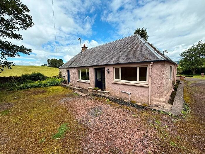 2 Bedroom Cottage To Rent In Madderty, PH7