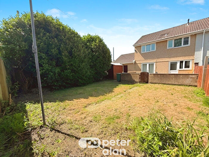 3 Bedroom End Of Terrace House For Sale In Pencoed Place, Croesyceiliog, Cwmbran, NP44