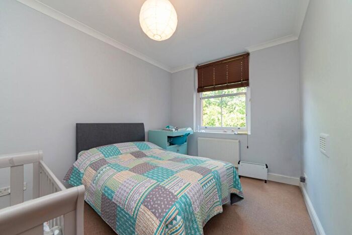 2 Bedroom Apartment To Rent In West End Lane, London, NW6