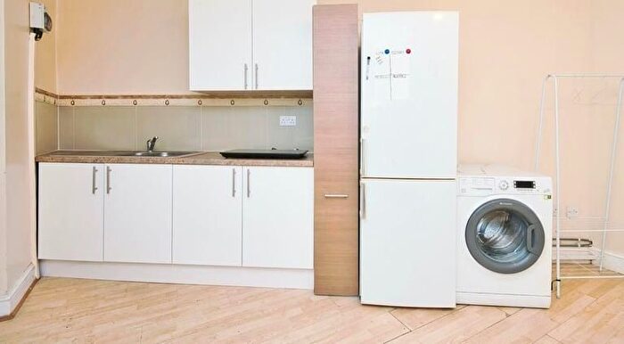 1 Bedroom Studio To Rent In Ilford, London, IG11
