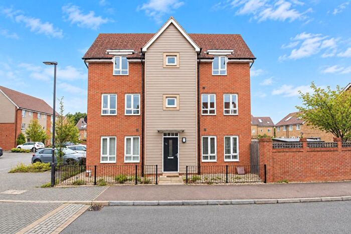 4 Bedroom Property To Rent In Butter Row, Wolverton, Milton Keynes, MK12