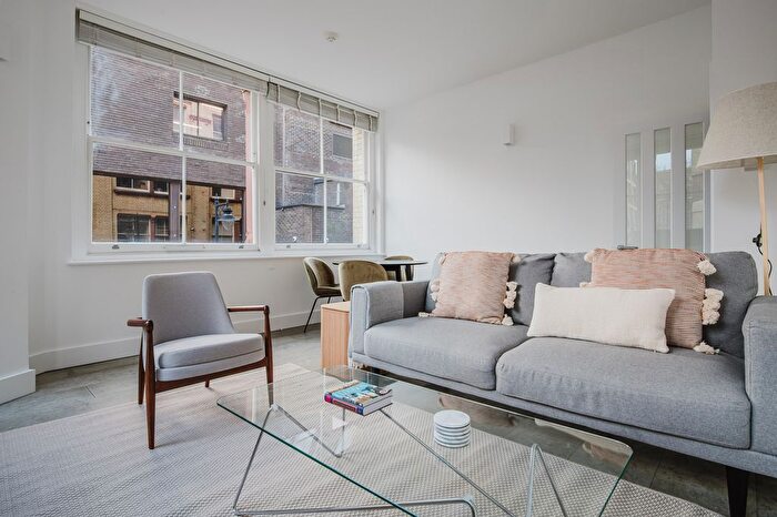 2 Bedroom Flat To Rent In Clerkenwell, London, EC1V