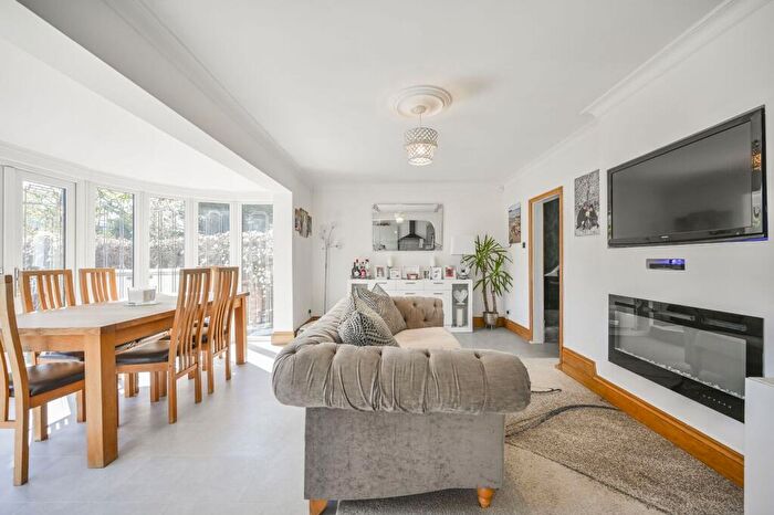 4 Bedroom Semi-Detached House For Sale In Goldsborough Crescent, Chingford, London, E4