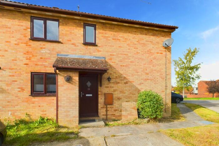 2 Bedroom House To Rent In All Saints Way, Sawtry, Huntingdon, Cambs, PE28