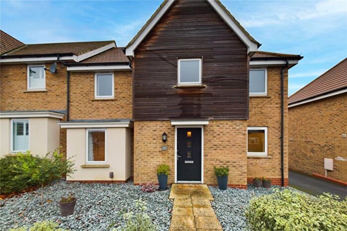 4 Bedroom Semi-Detached House To Rent In High Leys, St. Ives, Cambridgeshire, PE27