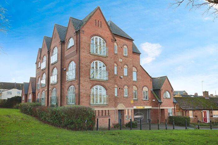 2 Bedroom Apartment For Sale In Leicester Street, Northampton, NN1
