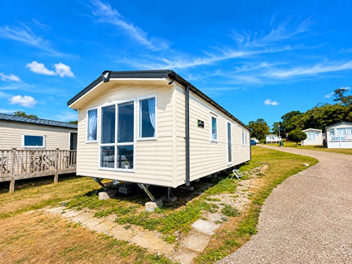 2 Bedroom Park Home For Sale In Pegwell Road, Ramsgate, CT11