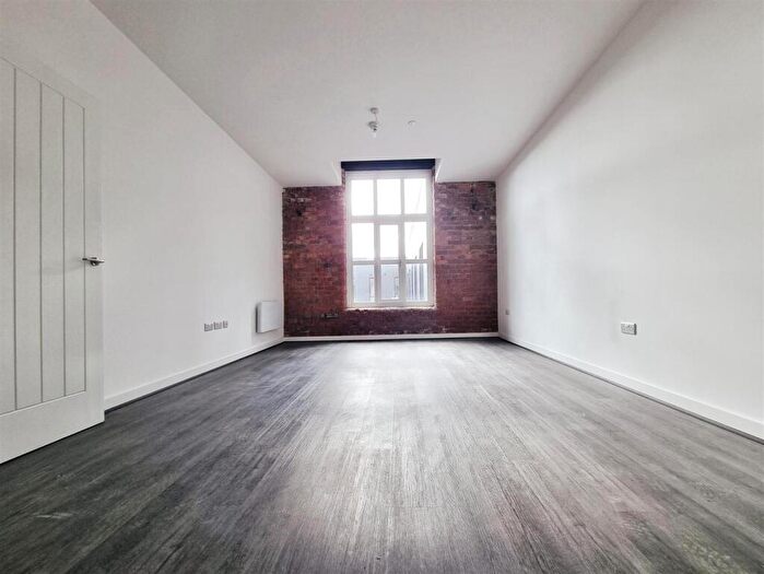 1 Bedroom Flat To Rent In Vernon Street, Bolton, BL1