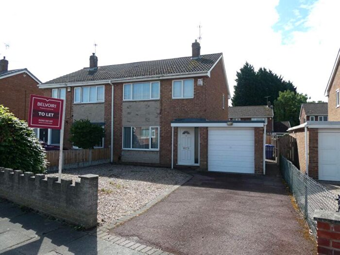 3 Bedroom Semi-Detached House To Rent In Hanbury Close, Balby, Doncaster, DN4