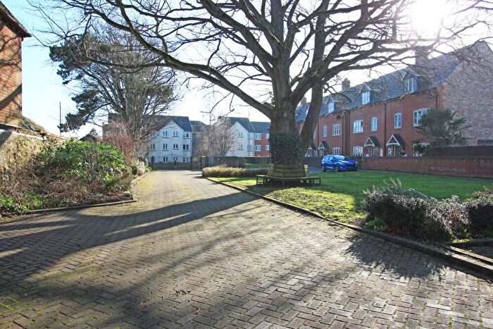 1 Bedroom Flat For Sale In Gilmore Court, Highworth, SN6