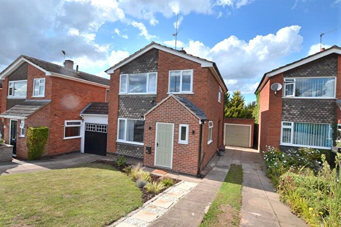 3 Bedroom Detached House For Sale In Belvoir Drive, Loughborough, LE11