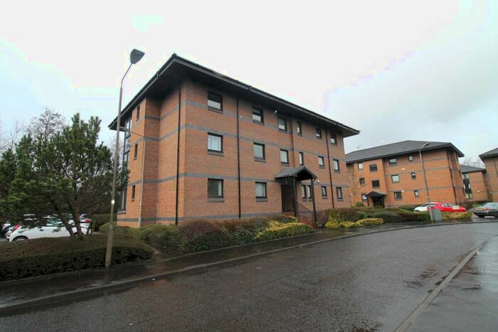 2 Bedroom Flat To Rent In Victoria Gardens, Paisley, PA2