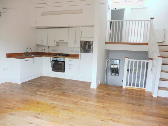 2 Bedroom Flat To Rent In Chartwell Close, Peterborough, PE2