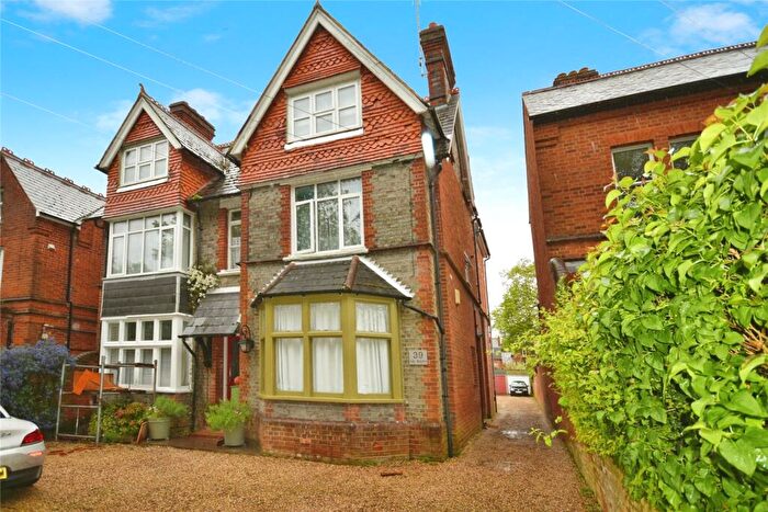 1 Bedroom Apartment To Rent In Bulmershe Road, Reading, RG1