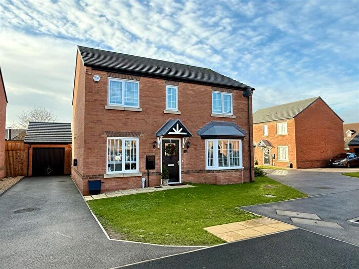 4 Bedroom Property For Sale In Young Drive, Market Weighton, York, YO43