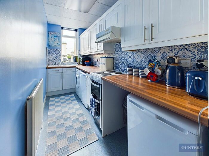 1 Bedroom Flat For Sale In Albion Road, Scarborough, YO11