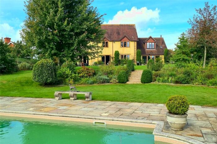5 Bedroom Detached House For Sale In Fifehead Magdalen, Gillingham, Dorset, SP8