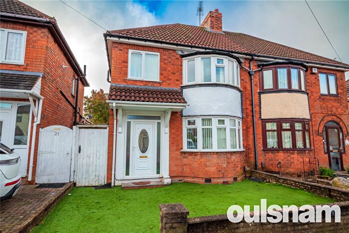 3 Bedroom Semi-Detached House To Rent In Hadley Street, Oldbury, West Midlands, B68