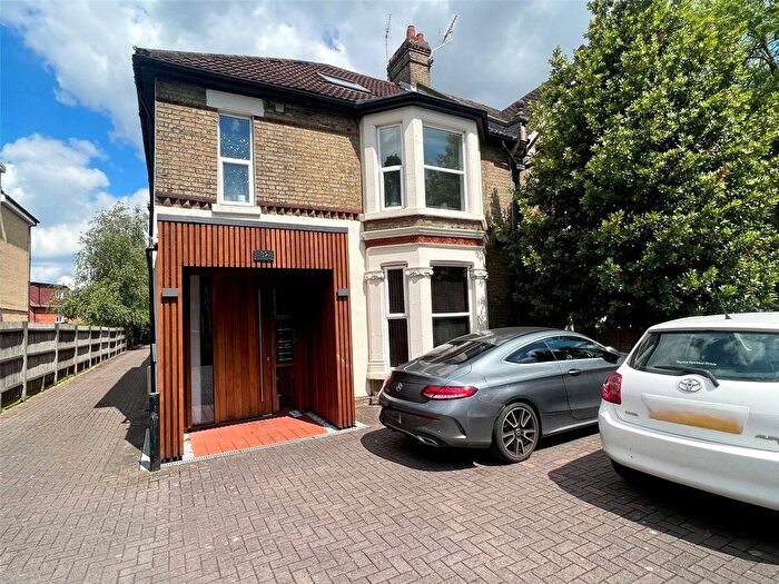 1 Bedroom Flat To Rent In Portswood Road, Southampton, Hampshire, SO17
