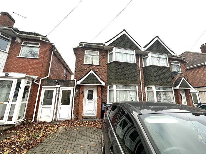 3 Bedroom House To Rent In Arran Road, Hodge Hill, B34