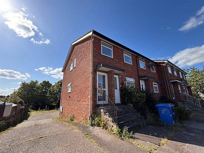 1 Bedroom Maisonette To Rent In Springland Close, Ipswich, IP4