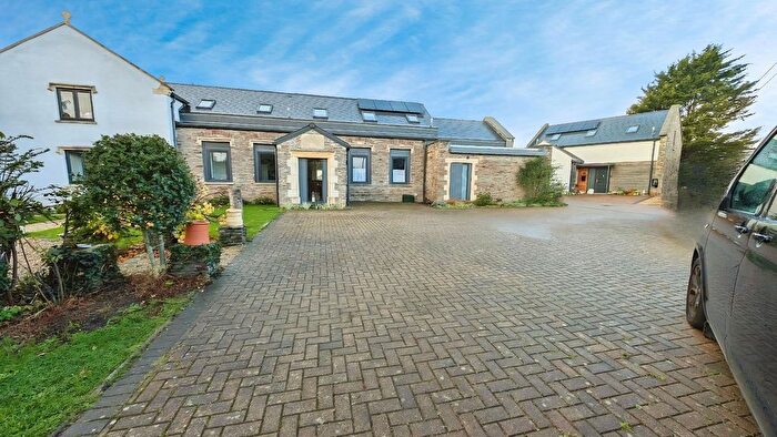 3 Bedroom Property For Sale In Broad Lane, Westerleigh, Bristol, BS37