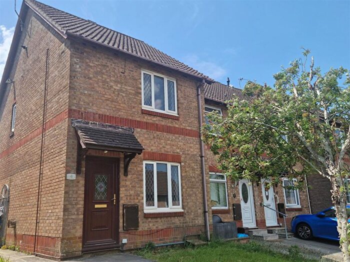 2 Bedroom End Of Terrace House For Sale In Bryn Amlwg, North Cornelly, Bridgend, CF33