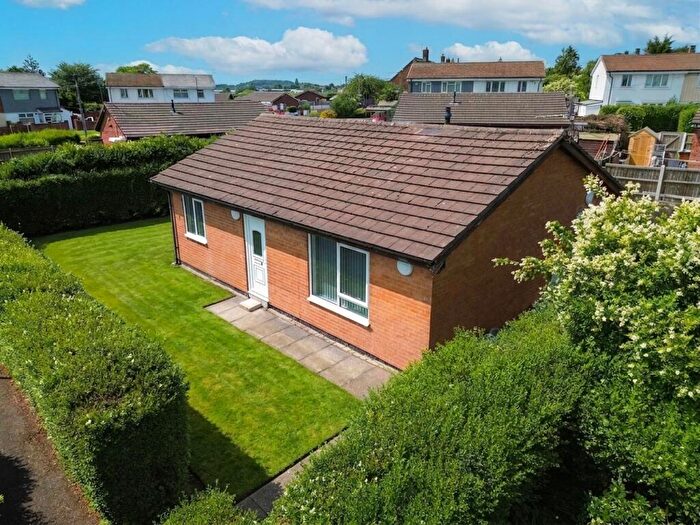 3 Bedroom Detached Bungalow For Sale In Monkton Drive, Nottingham, NG8