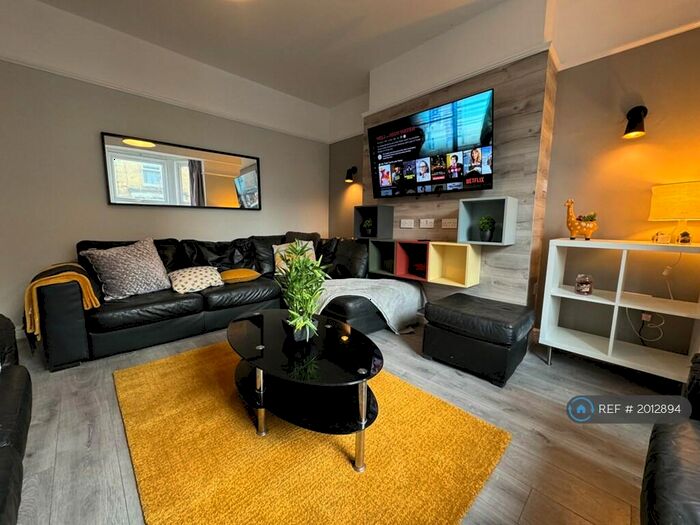 6 Bedroom Terraced House To Rent In Garmoyle Road, Liverpool, L15